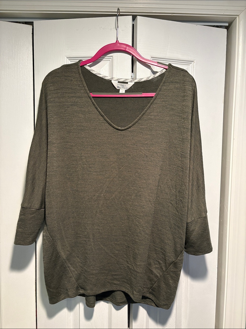 Market & Spruce Olive Green V-Neck Dolman Sleeve Top